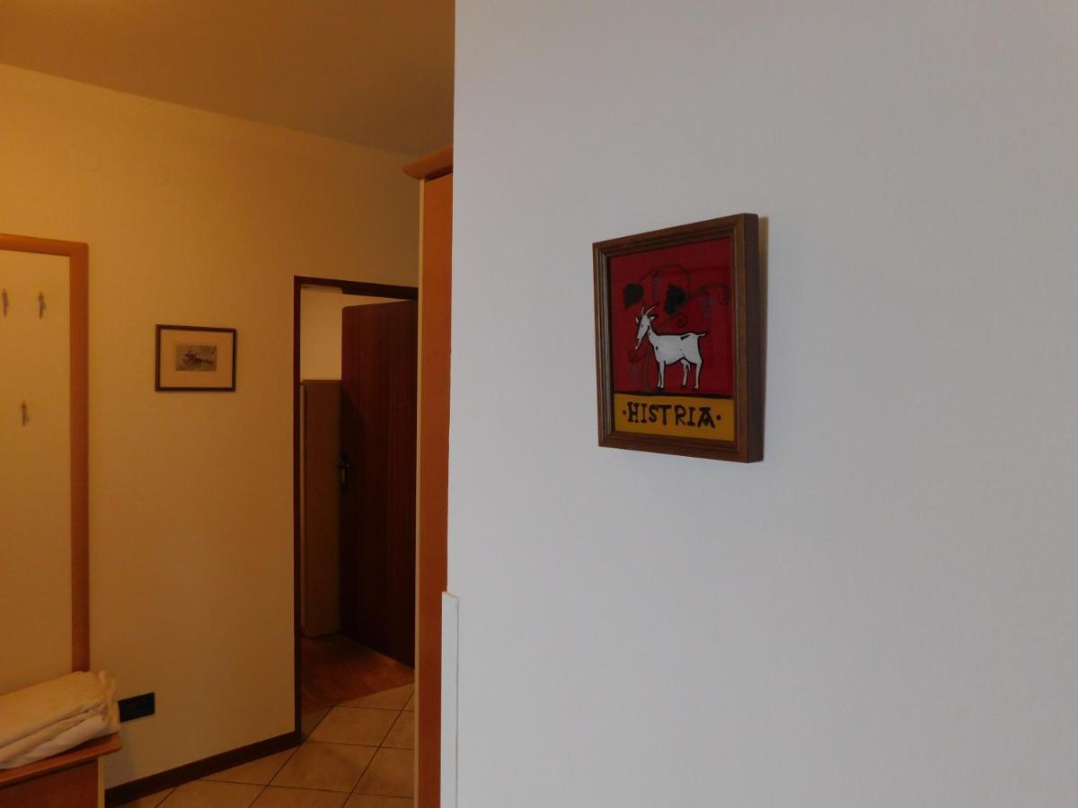 Ferienwohnung Apartma Mimoza Jagodje Exterior foto