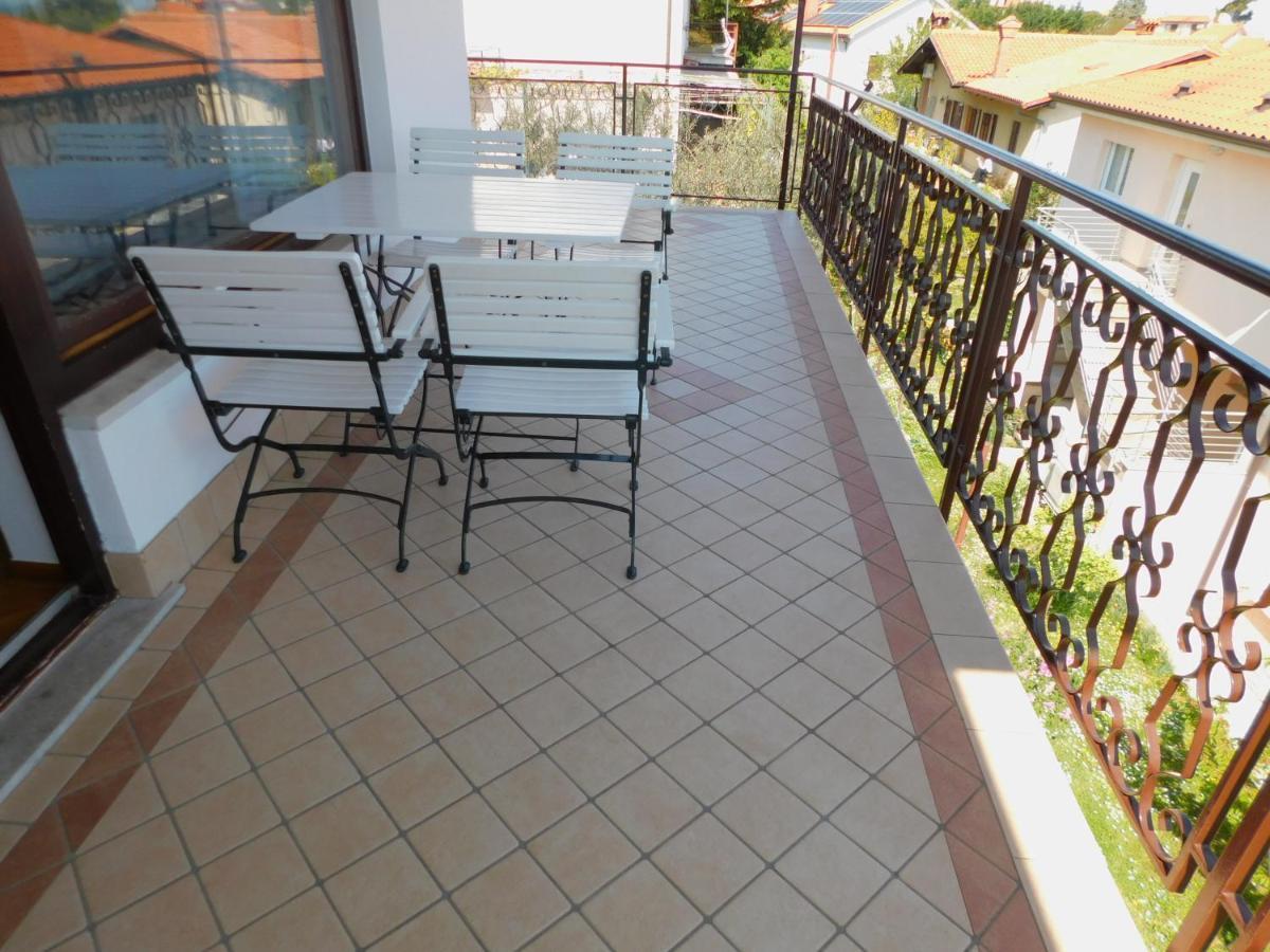 Ferienwohnung Apartma Mimoza Jagodje Exterior foto
