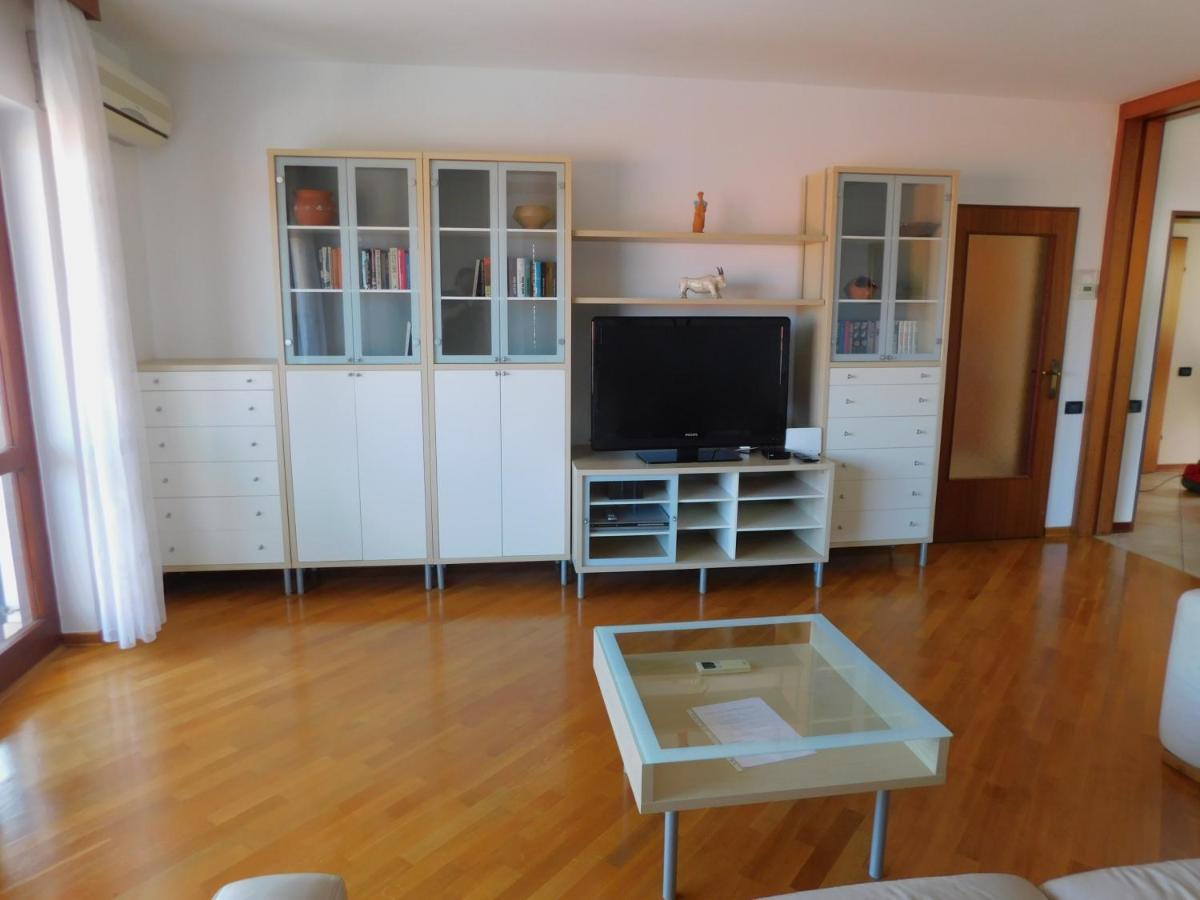 Ferienwohnung Apartma Mimoza Jagodje Exterior foto